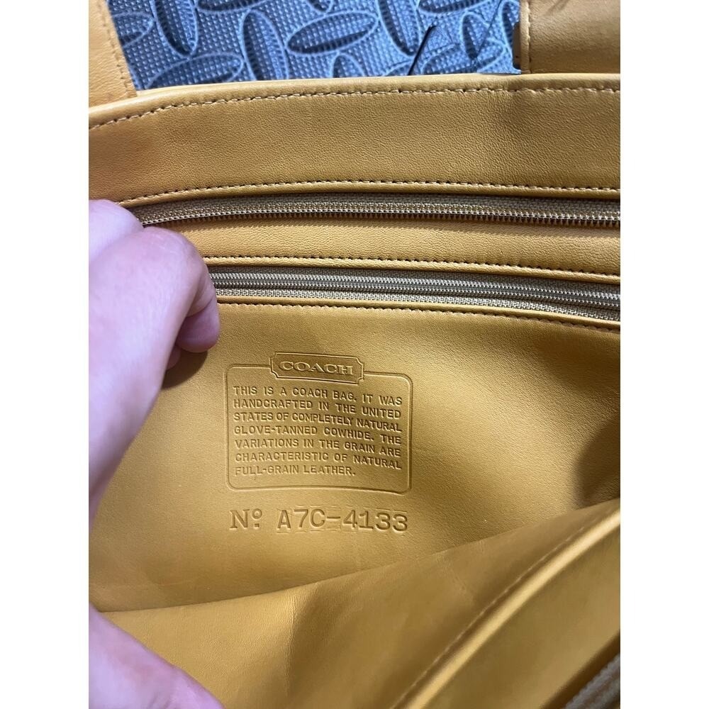 Vintage Coach SOHO Waverly Buckle Bag Leather 4133 Yellow Chamois Hand Bag - Picture 9 of 14